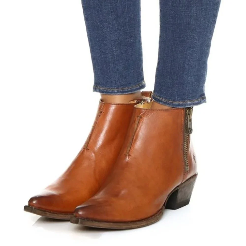 Frye Sacha Moto Shortie Cognac Leather Western Cowboy Point Toe ZipUp Ankle Boot - Picture 2 of 14